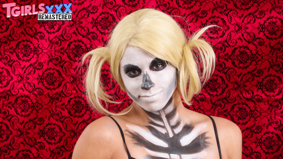 Happy Halloween - Cali Jay