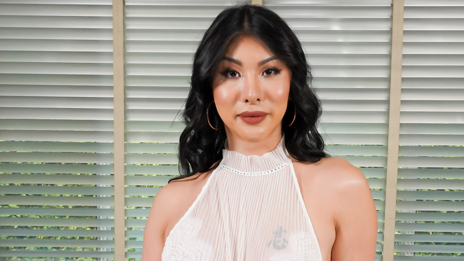 The Return of Chriselle Love!