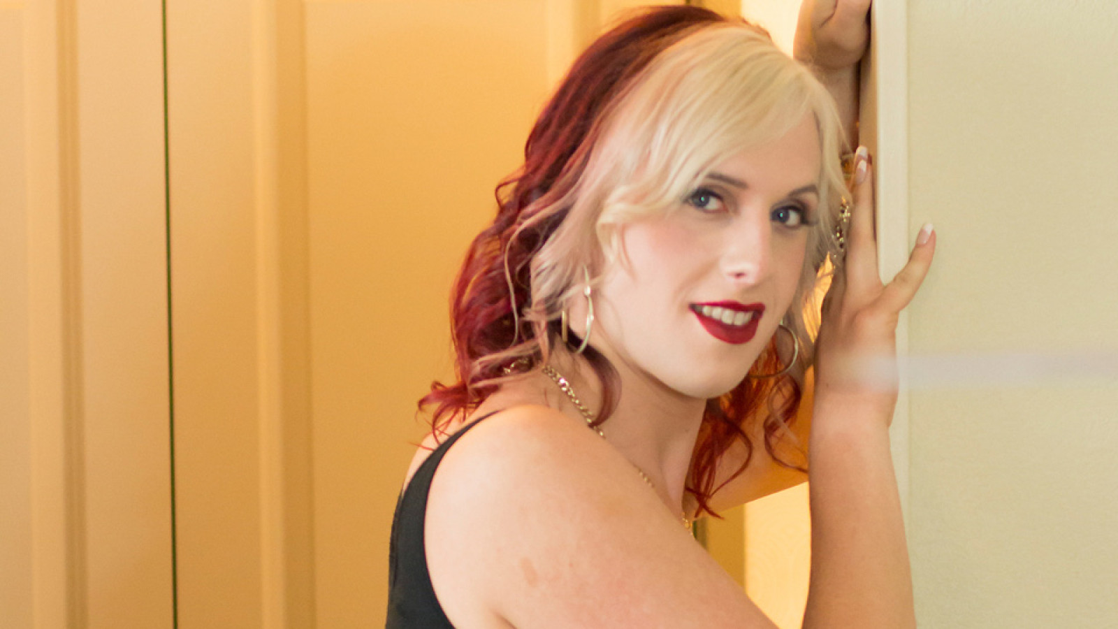 Cherry Mavrick's Dildo Play