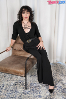Stunning Ariel Demure!