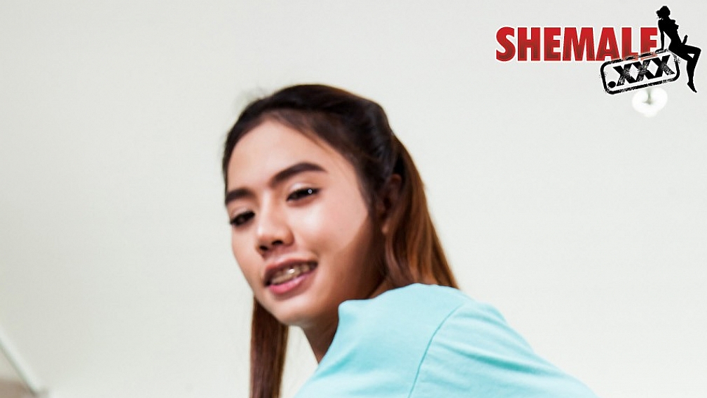 Cute Ladyboy Dildo Fuck